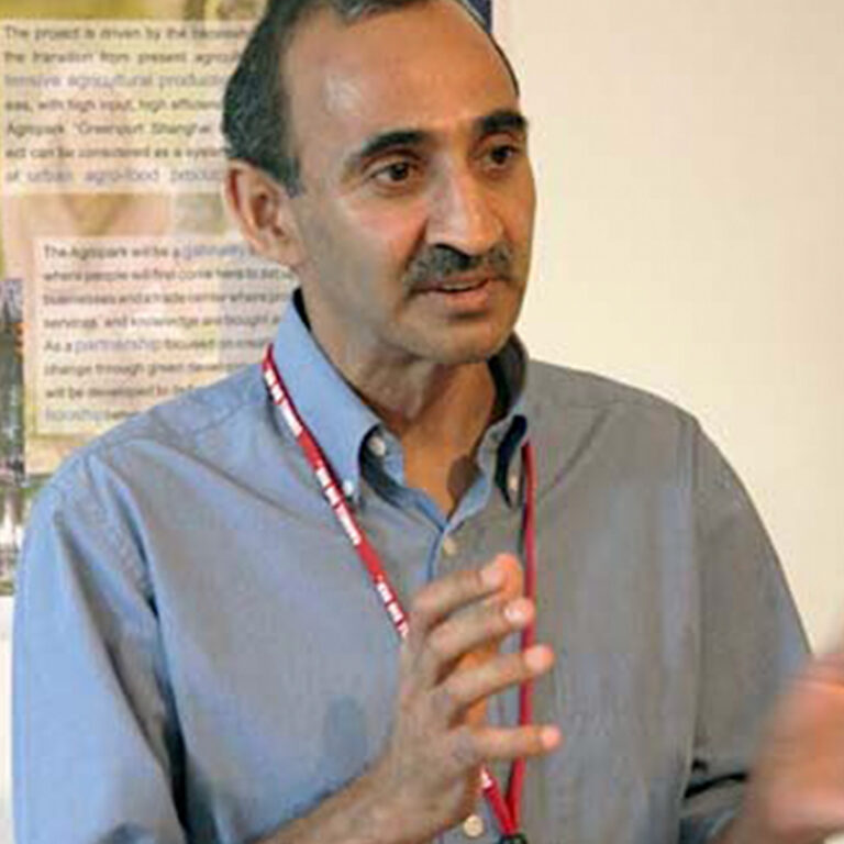 Dr. Abdulrazak Karriem